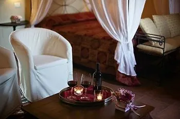 Tenuta Monacelli Hotel 4*